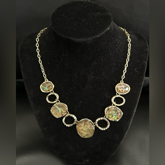 Beautiful Dana Buchman gold statement necklace with beige stones with rhinestone - Picture 4 of 8